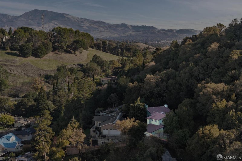 305 Lindsey Drive