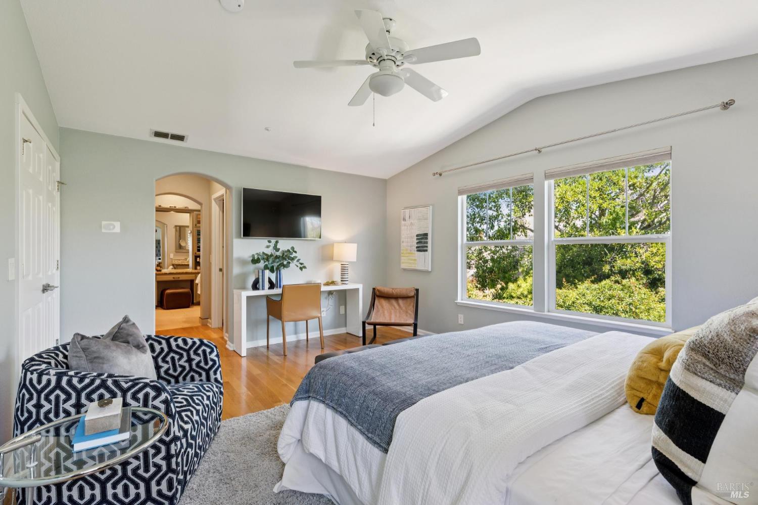 32 Presidio Drive