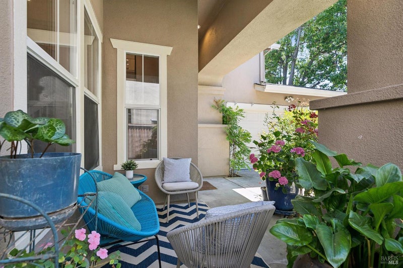 32 Presidio Drive
