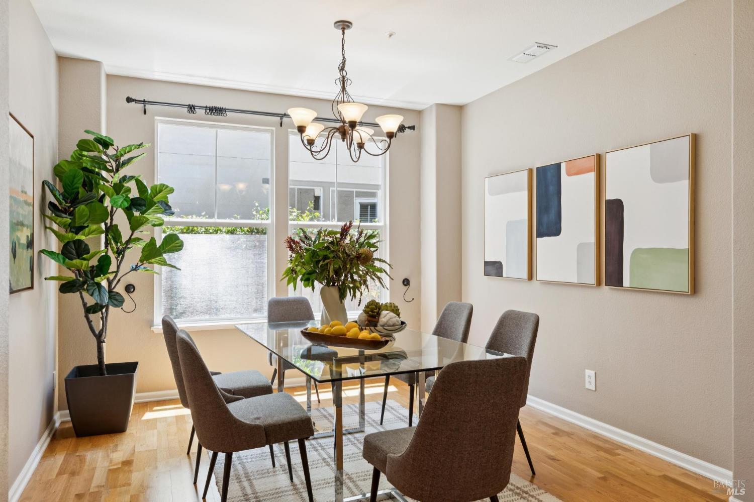 32 Presidio Drive