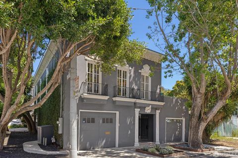 1698 Armstrong Avenue, San Francisco, CA 94124 - #: 426123168