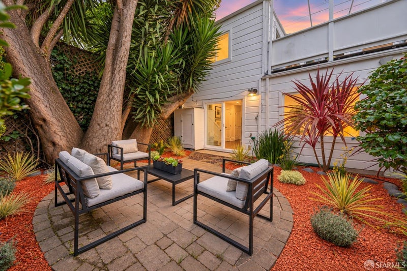 15 Eugenia Avenue
