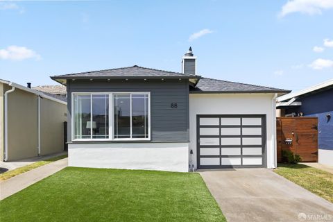 88 Eastwood Avenue, Daly City, CA 94015 - #: 425043813