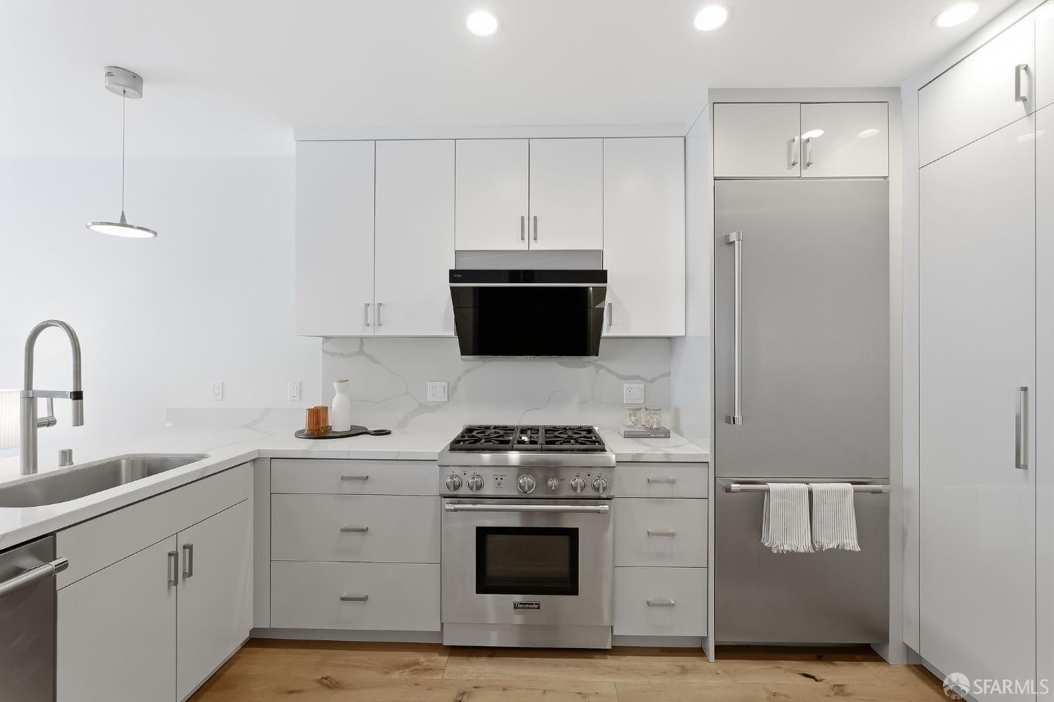 4171 24th Street 201, San Francisco CA 94114