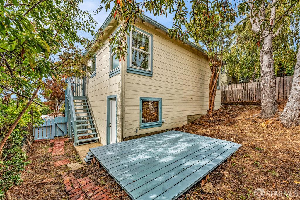 El Cerrito, California 94530, United States, 2 Bedrooms Bedrooms, ,1 BathroomBathrooms,Residential,Active,237082