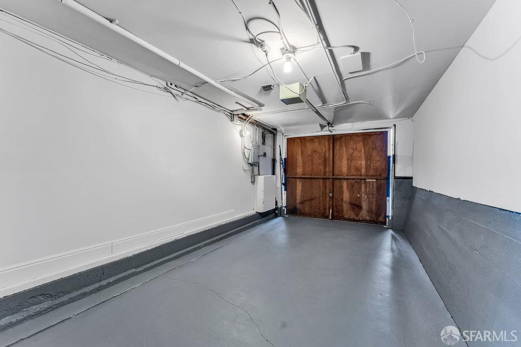 El Cerrito, California 94530, United States, 2 Bedrooms Bedrooms, ,1 BathroomBathrooms,Residential,Active,237082