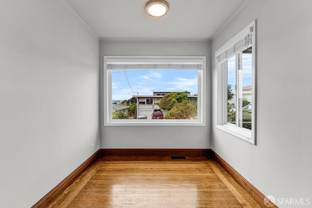 El Cerrito, California 94530, United States, 2 Bedrooms Bedrooms, ,1 BathroomBathrooms,Residential,Active,237082