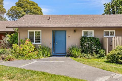 21 Vineyard Circle, Sonoma, CA 95476 - #: 324034150