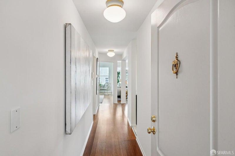 1380 Greenwich Street 305