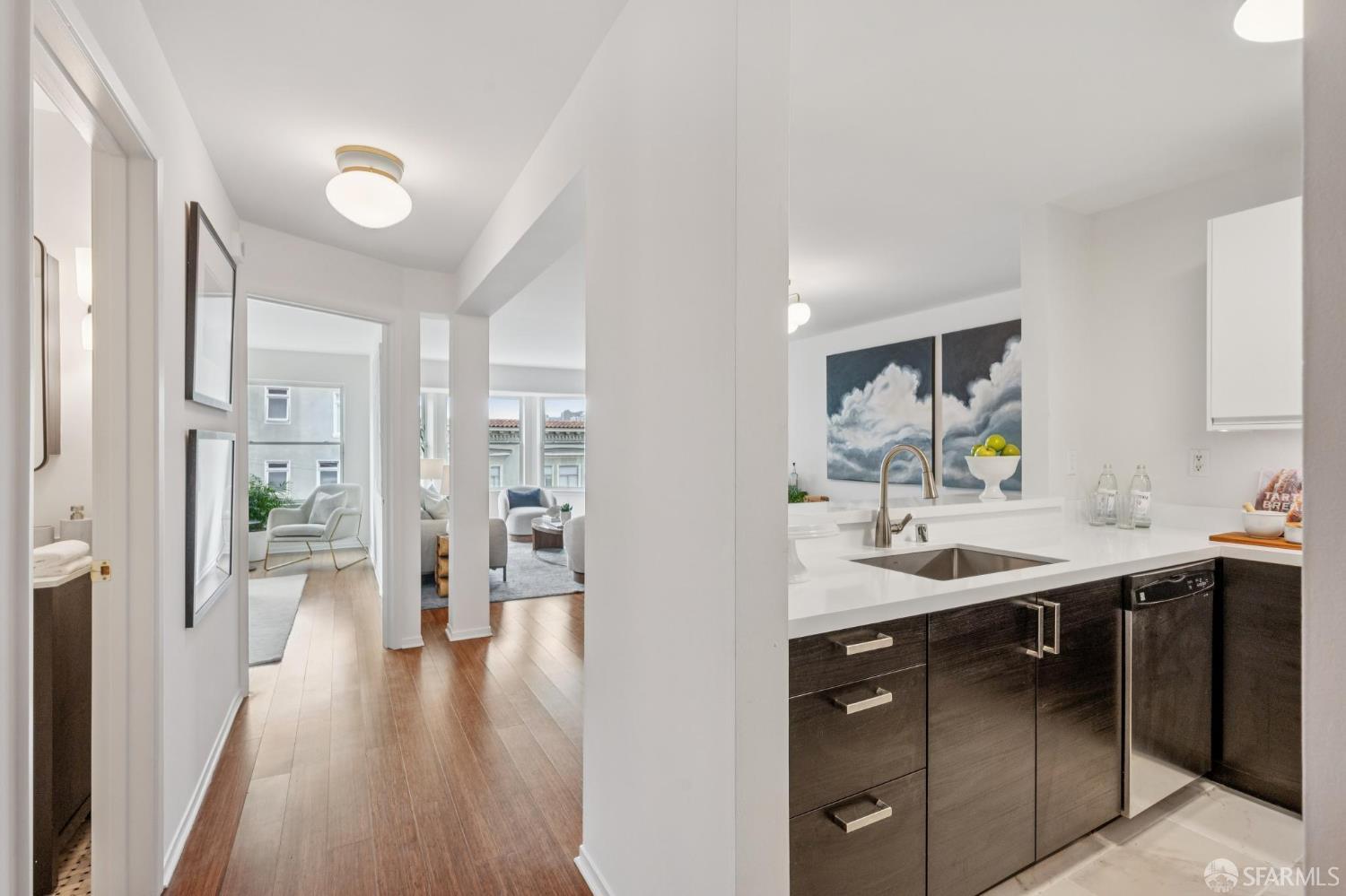 1380 Greenwich Street 305