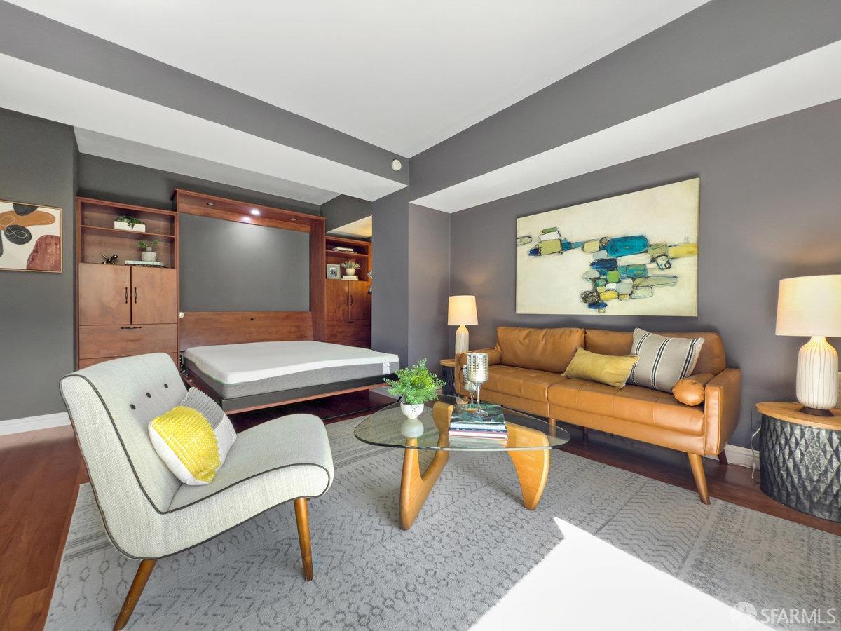 601 Van Ness Avenue 348