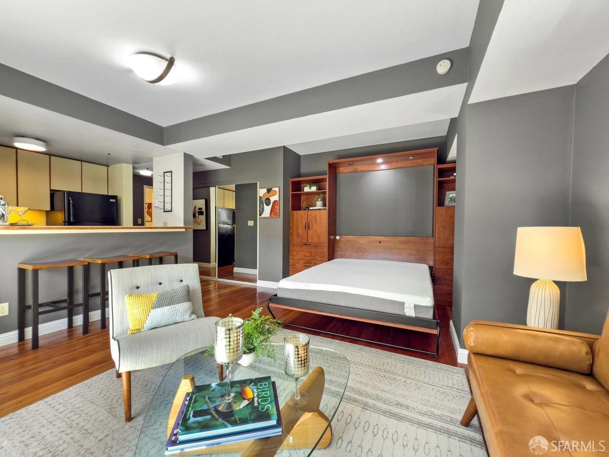 601 Van Ness Avenue 348