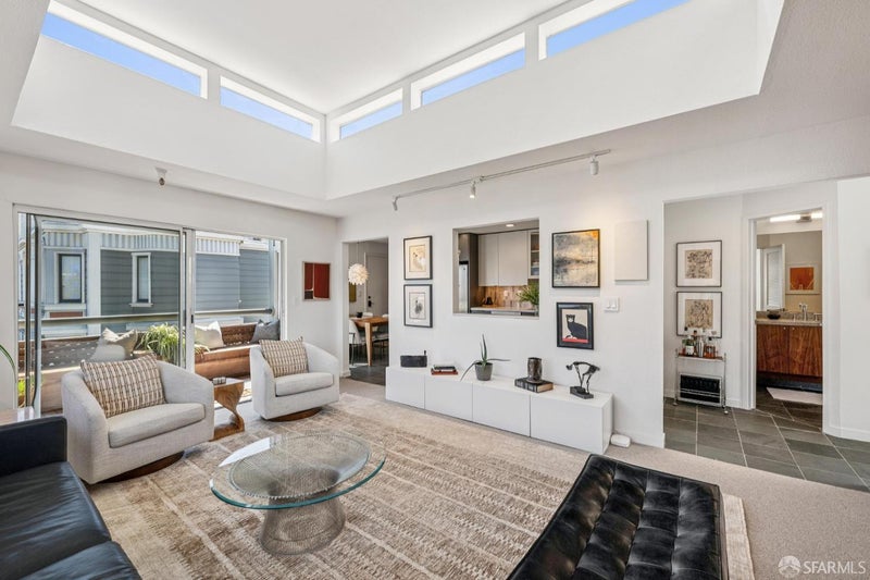 1901 Eddy Street 3