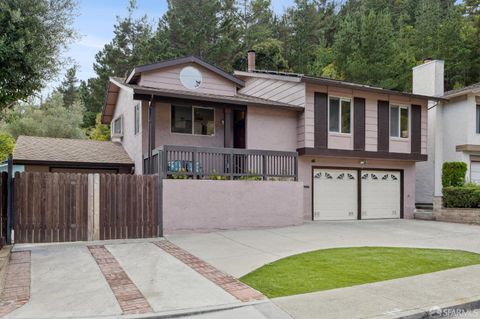 Photo of 1 Cape Breton Court, Pacifica, CA 94044 (MLS # 425081694)