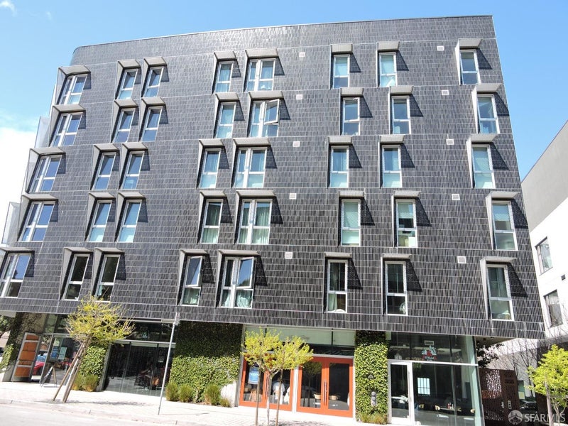388 Fulton Street 404