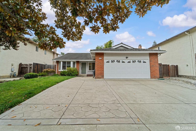 1160 Bennett Court