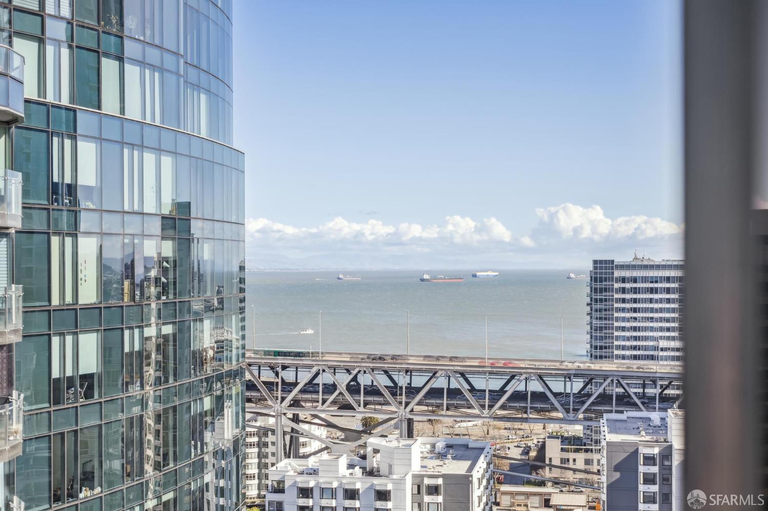 201 Folsom Street 20E