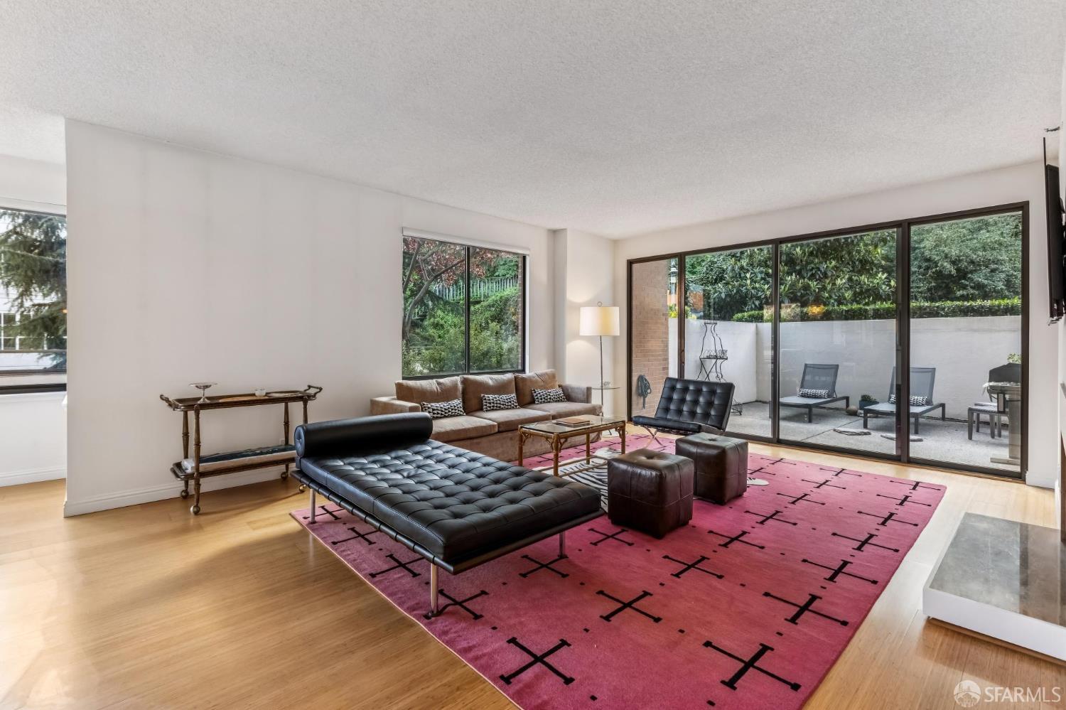 101 Lombard Street 115E