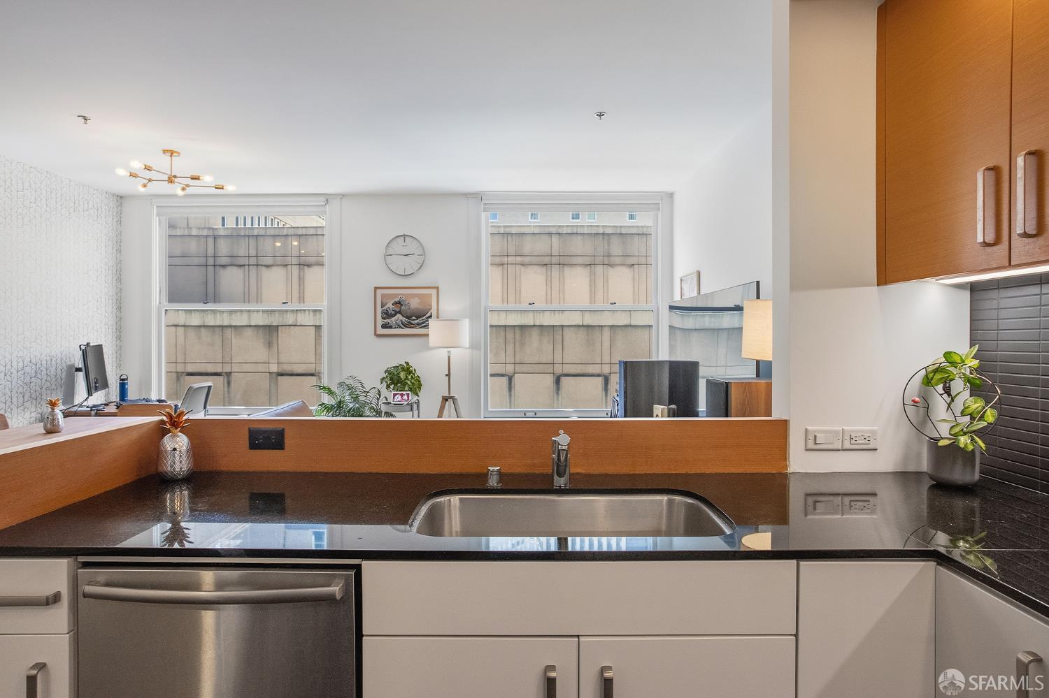 74 New Montgomery Street 412