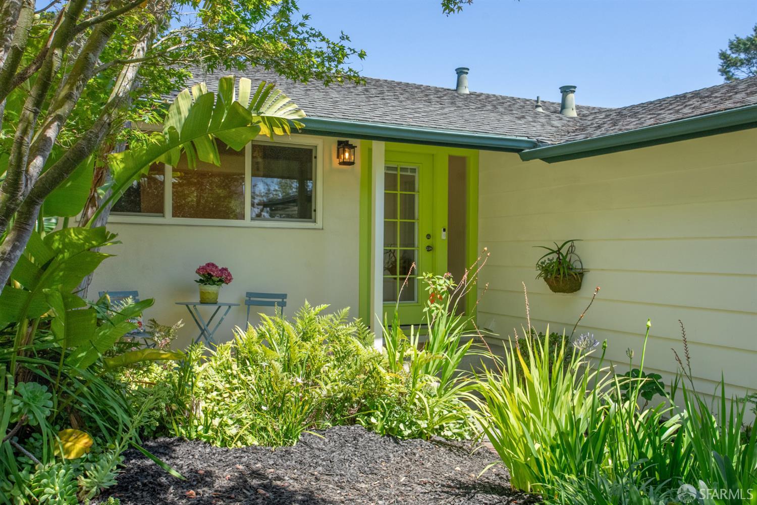 1484 Crespi Road
