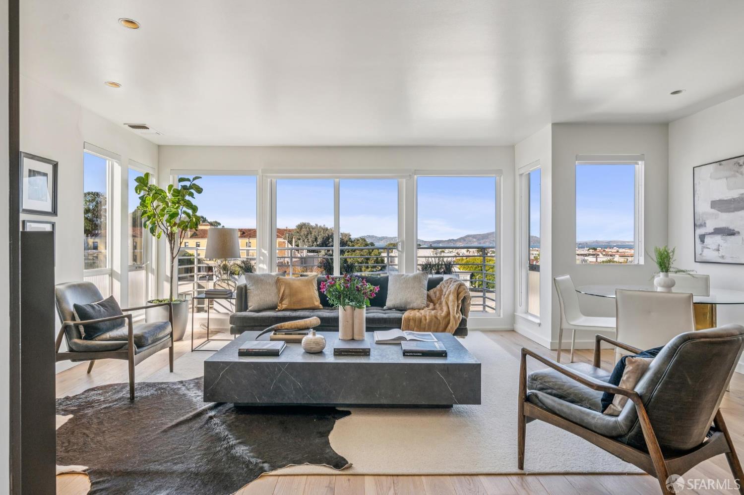 2820 Greenwich Street