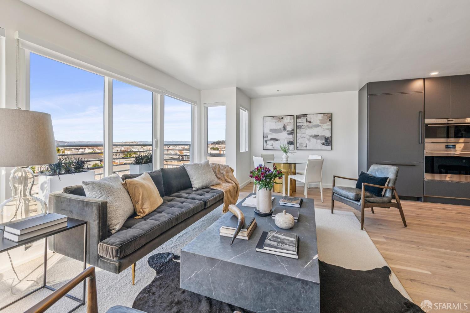 2820 Greenwich Street