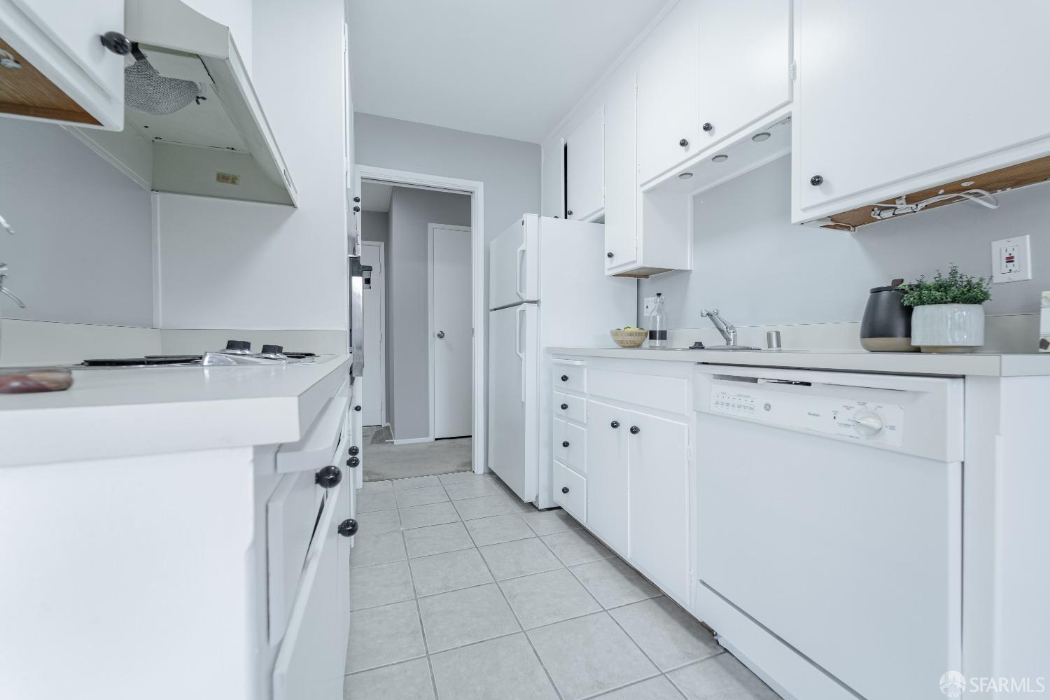 94 Bayo Vista Avenue 304