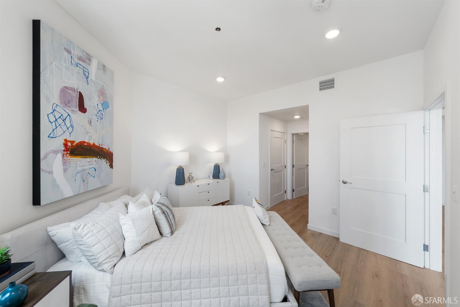 52 Kirkwood Avenue 321