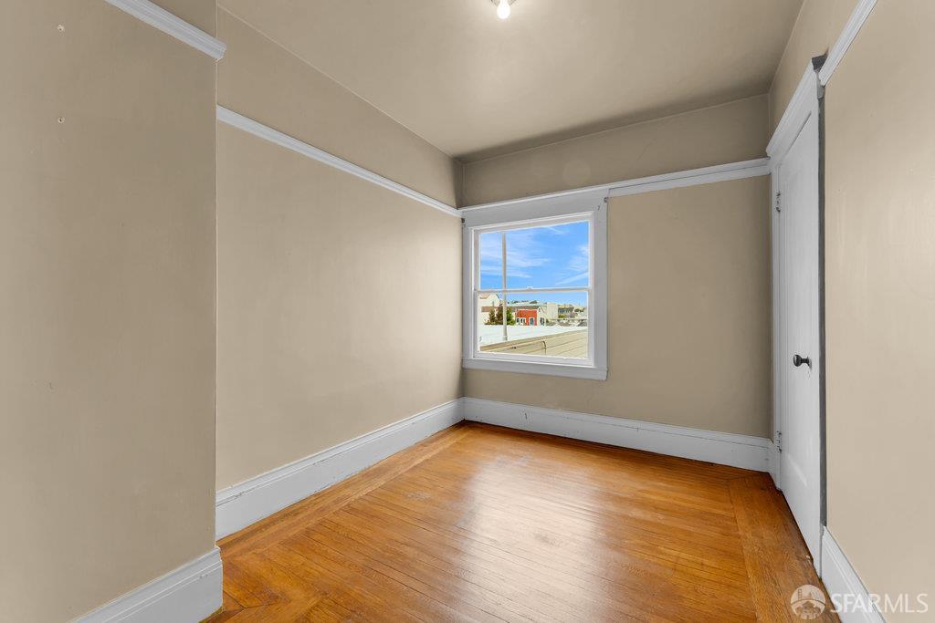 San Francisco, California 94112, United States, 3 Bedrooms Bedrooms, ,2 BathroomsBathrooms,Residential,Active,179063