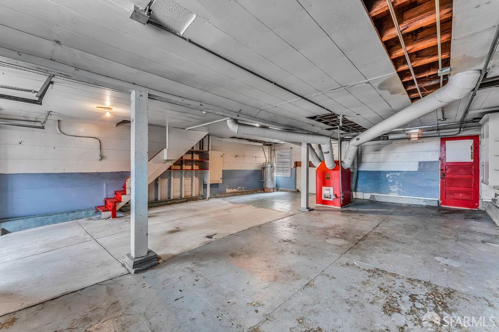 San Francisco, California 94112, United States, 3 Bedrooms Bedrooms, ,2 BathroomsBathrooms,Residential,Active,179063