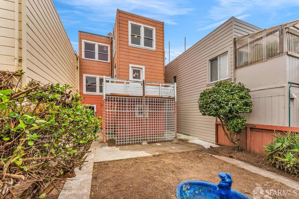 San Francisco, California 94112, United States, 3 Bedrooms Bedrooms, ,2 BathroomsBathrooms,Residential,Active,179063