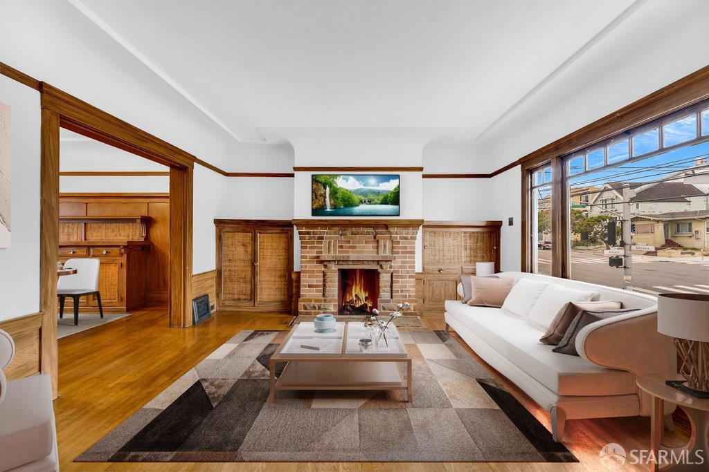 San Francisco, California 94112, United States, 3 Bedrooms Bedrooms, ,2 BathroomsBathrooms,Residential,Active,179063