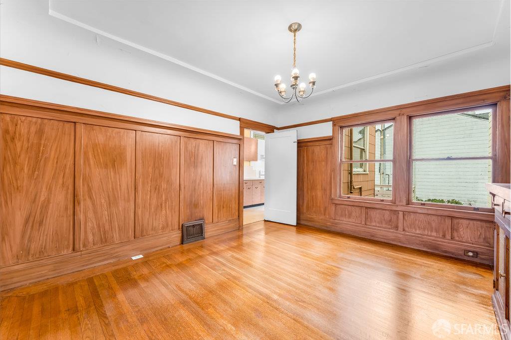 San Francisco, California 94112, United States, 3 Bedrooms Bedrooms, ,2 BathroomsBathrooms,Residential,Active,179063