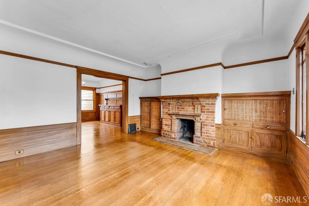 San Francisco, California 94112, United States, 3 Bedrooms Bedrooms, ,2 BathroomsBathrooms,Residential,Active,179063