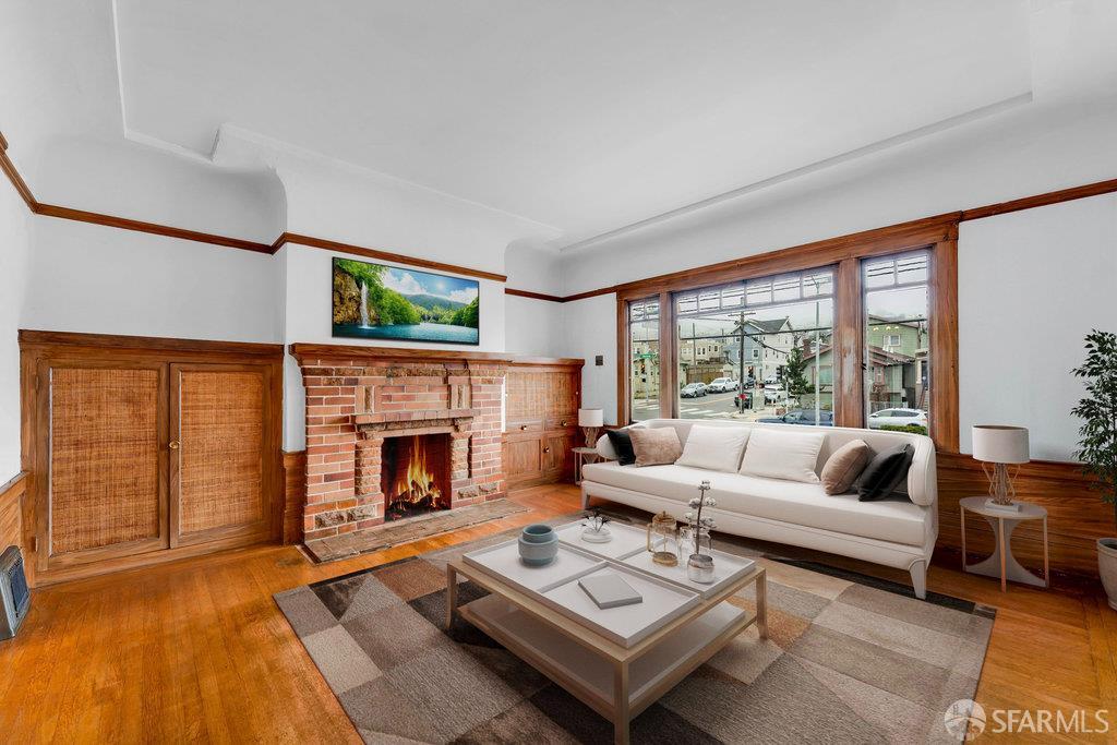 San Francisco, California 94112, United States, 3 Bedrooms Bedrooms, ,2 BathroomsBathrooms,Residential,Active,179063