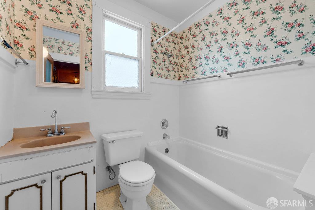 San Francisco, California 94112, United States, 3 Bedrooms Bedrooms, ,2 BathroomsBathrooms,Residential,Active,179063