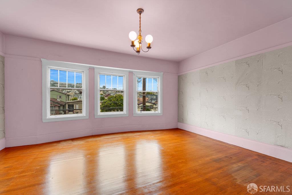 San Francisco, California 94112, United States, 3 Bedrooms Bedrooms, ,2 BathroomsBathrooms,Residential,Active,179063