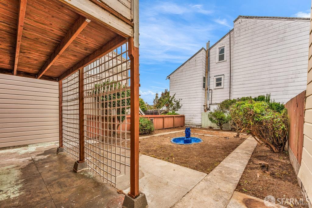 San Francisco, California 94112, United States, 3 Bedrooms Bedrooms, ,2 BathroomsBathrooms,Residential,Active,179063