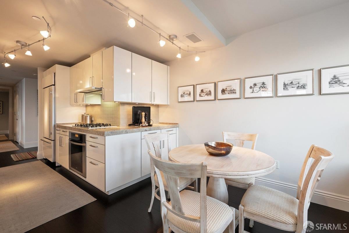 188 Minna Street 32E