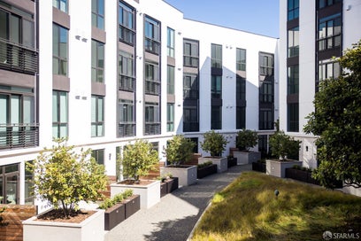 1 Bristol Court 111 San Francisco CA 94130