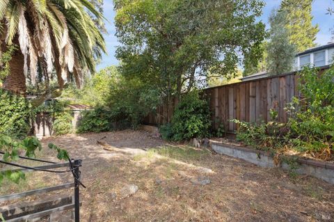 A home in San Anselmo