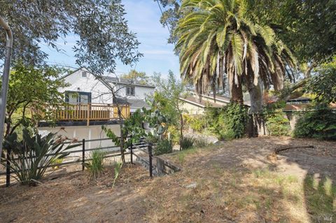 A home in San Anselmo