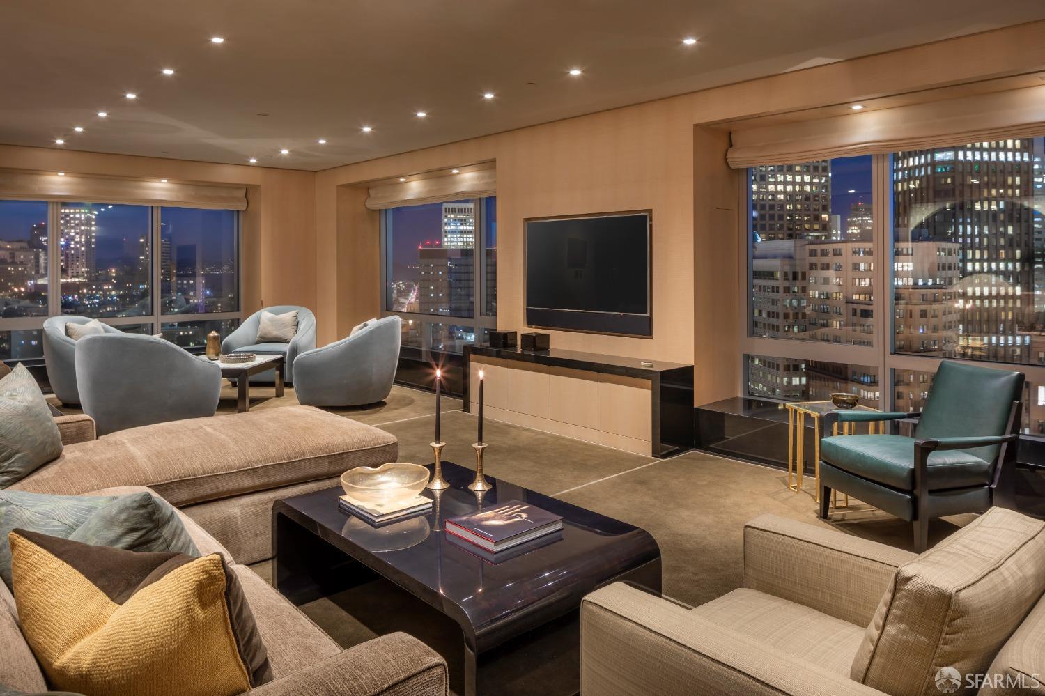 765 Market Street 32CD