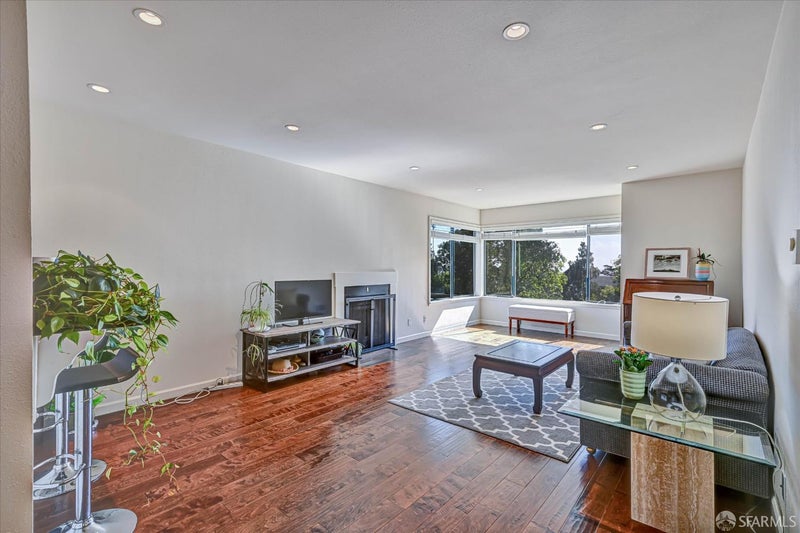 65 Ora Way 101C