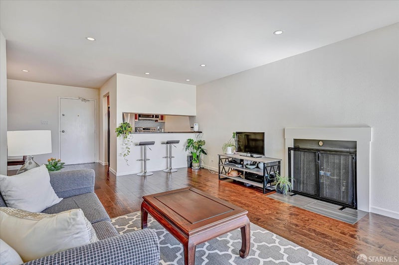 65 Ora Way 101C