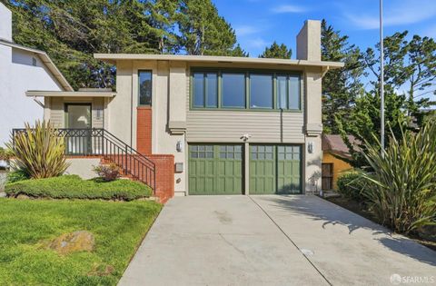 Property photo of 1112 Oddstad Boulevard, Pacifica, CA 94044