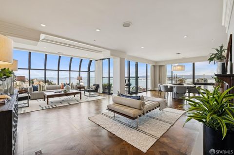Photo of 611 Washington Street #2402, San Francisco, CA 94111 (MLS # 425077420)