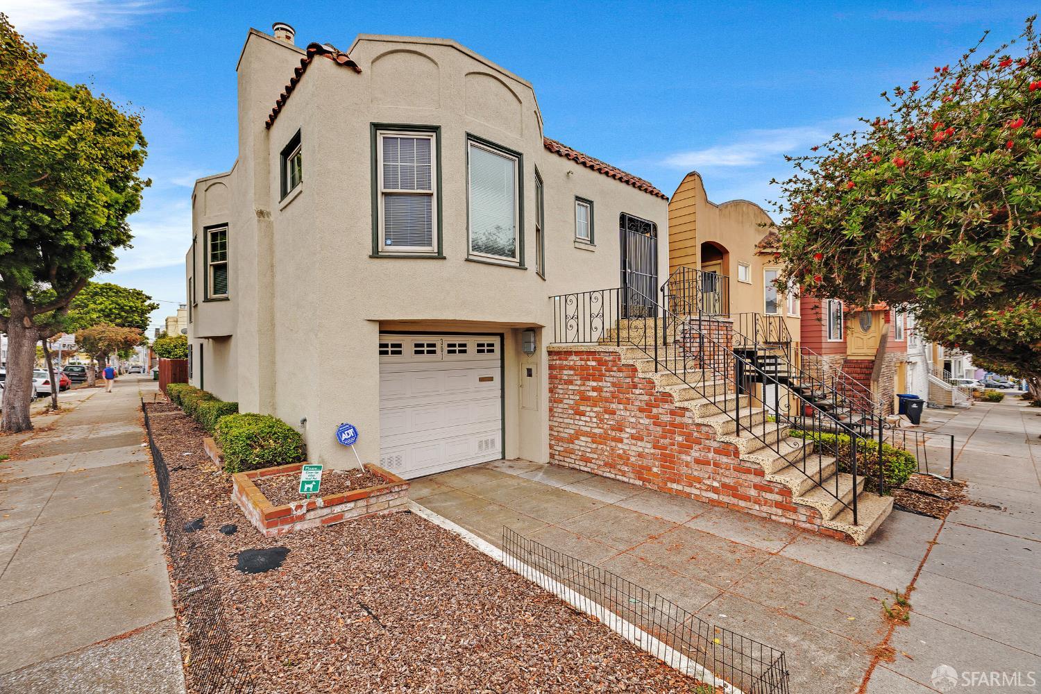 301 Westlake Avenue