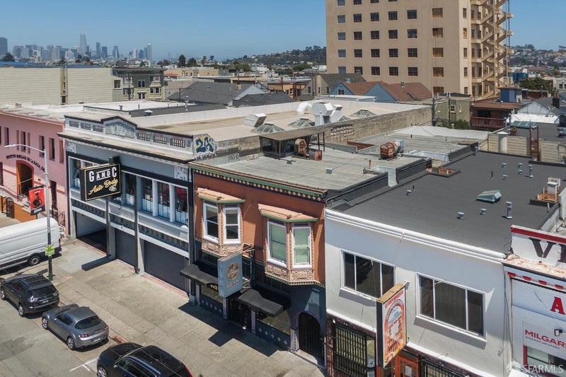 2937 Mission Street