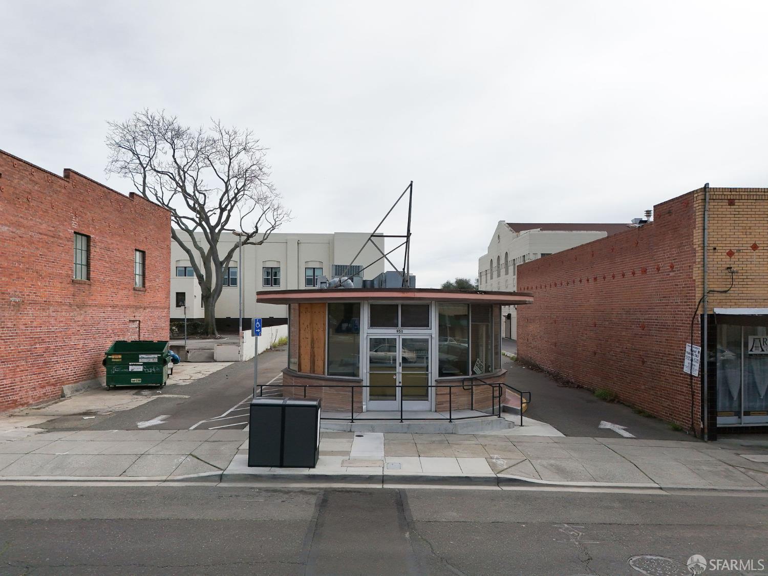 951 C Street